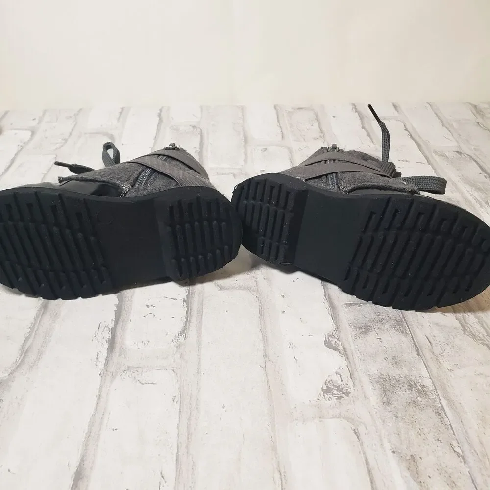 Black and Grey Girls Toddlers Hoo Strap and Zipper Boots